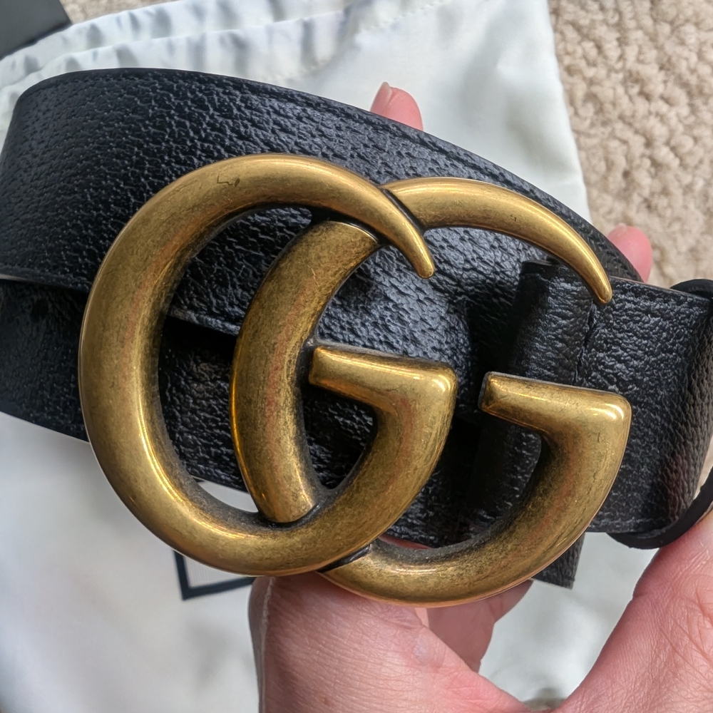 Gucci Black Leather Belt with Gold GG Buckle Size 95